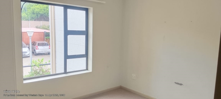 To Let 2 Bedroom Property for Rent in Hartenbos Central Western Cape